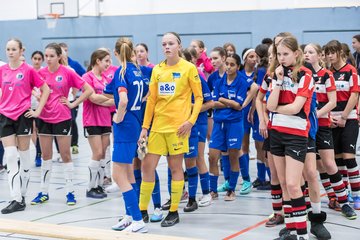 Bild 10 - C-Juniorinnen Loewinnen Cup